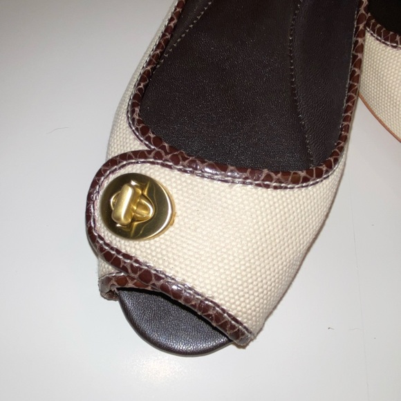 Coach Nicola Canvas and Python Flats. - Picture 4 of 9
